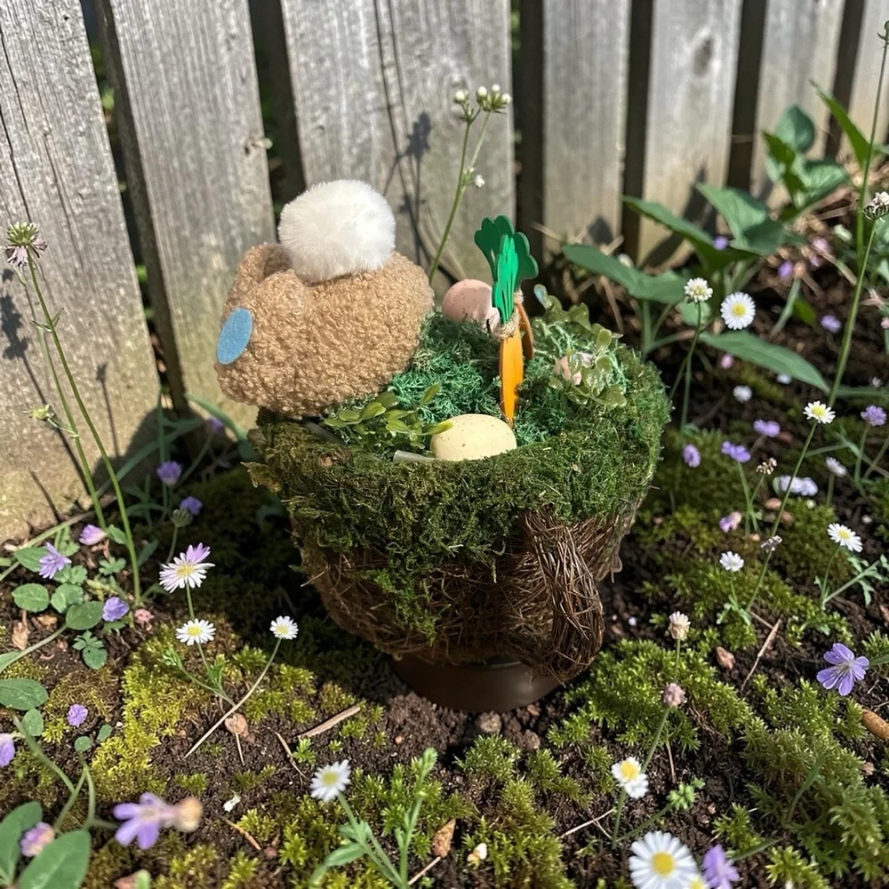 Cozy Brown and Green Small Pet Hideout